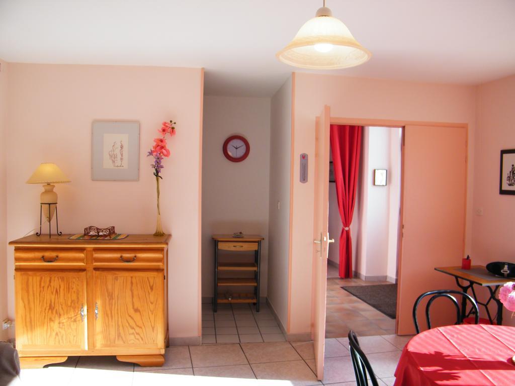 Villa Des Capucins Luxeuil-les-Bains Exteriör bild