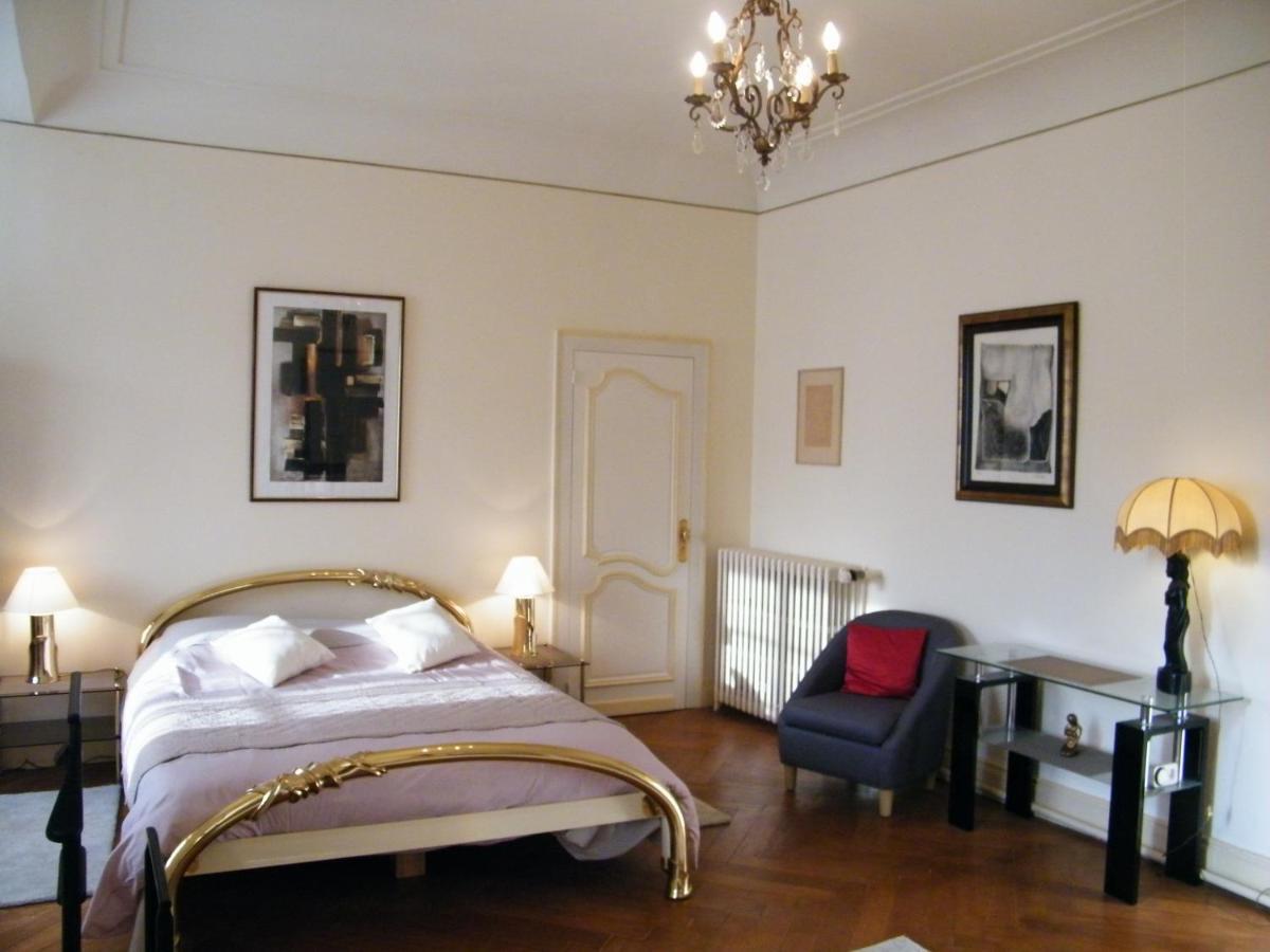 Villa Des Capucins Luxeuil-les-Bains Exteriör bild